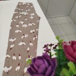 شلوار زمینه کرم گلدار
